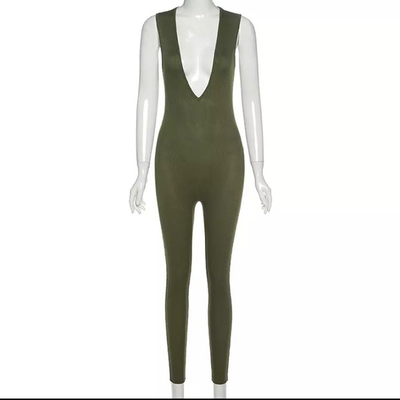 LZYVOO Solid Color Sleeveless Catsuit Jumpsuit Sexy Deep V Low-Cut - Picture 2 of 14